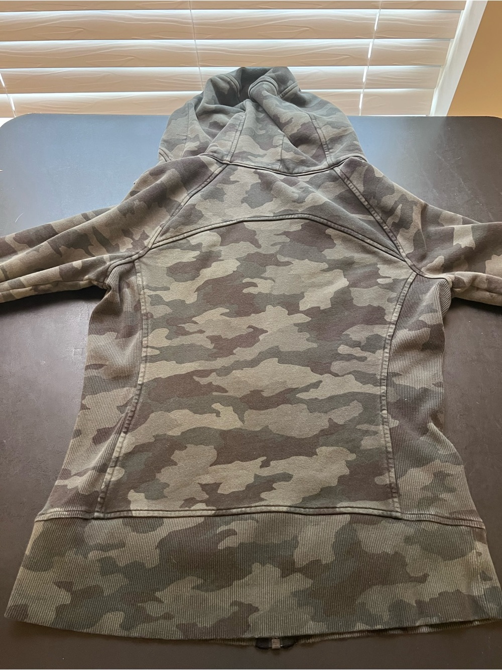 Lululemon Camo Full-Zip Hoodie - Picture 4 of 5